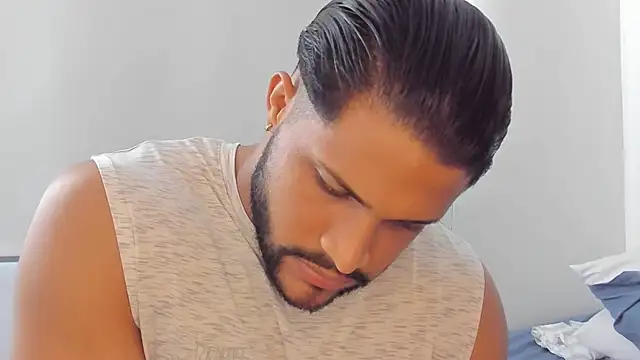 Pier Simons online show from March 2026 03:18:01 PM