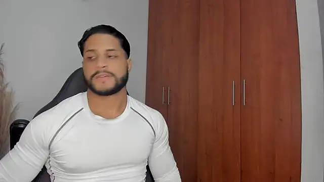 Pier Simons online show from March 2026 06:33:01 AM