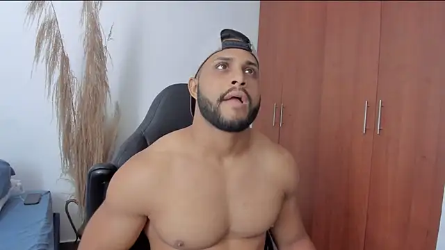 Pier Simons online show from April 2026 07:20:02 PM