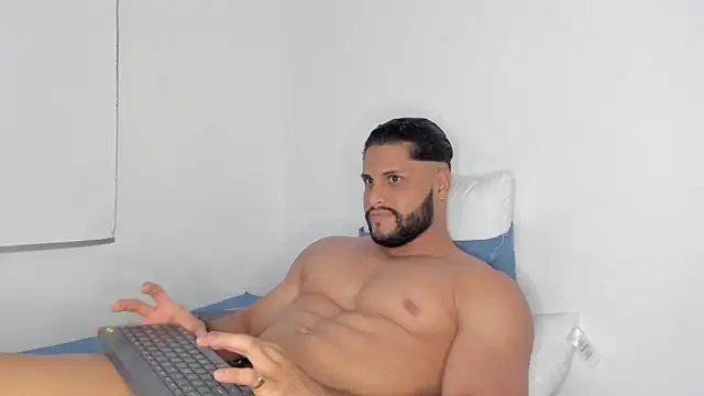 Pier Simons online show from February 2026 10:50:02 AM