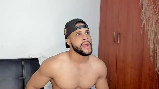 Pier Simons online show from October 2025 09:41:01 AM