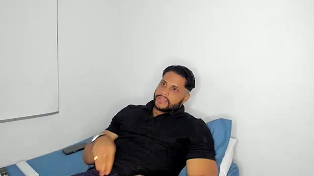 Pier Simons online show from February 2026 09:19:01 AM