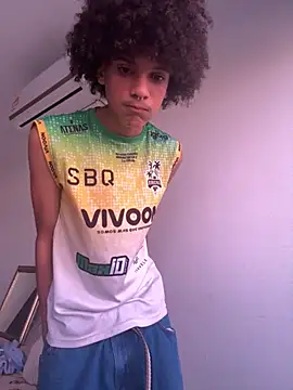 Max Rain online show from October 2025 08:10:02 PM