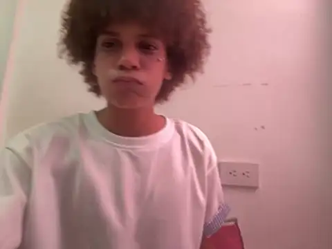 Max Rain online show from June 2026 05:07:01 PM