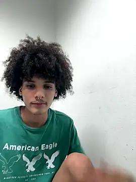 Max Rain online show from November 2025 01:20:01 AM