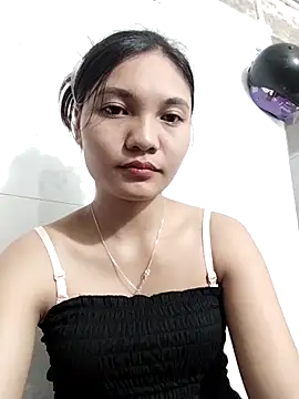 Duyen02 online show from September 2025 05:27:01 PM