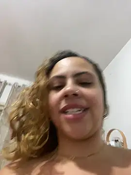 Snapshot of Chloe_Leaozinho chatting on July 2026 01:45:02 AM Chloe Leaozinho online show from July 2026 01:45:02 AM