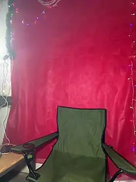 Chloe Leaozinho online show from December 2025 10:56:01 PM