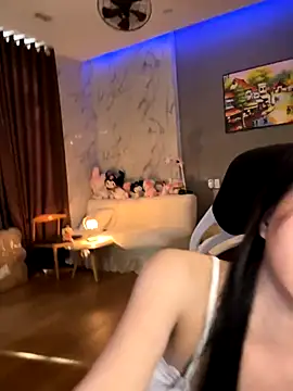 Snapshot of _Meimeibaby_ chatting on September 2025 07:57:01 AM Meimeibaby online show from September 2025 07:57:01 AM