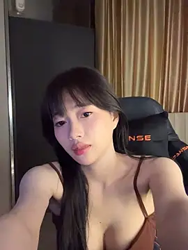 Snapshot of _Meimeibaby_ chatting on October 2025 12:13:02 PM Meimeibaby online show from October 2025 12:13:02 PM