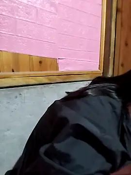 Tiyir597 online show from November 2025 09:02:02 AM