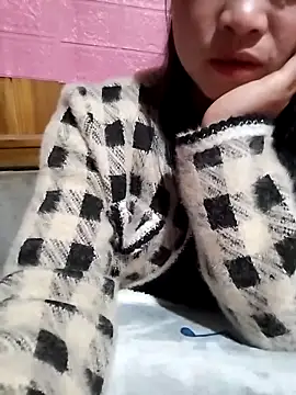 Tiyir597 online show from November 2025 03:49:02 PM