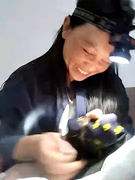 Tiyir597 online show from March 2026 02:08:02 PM