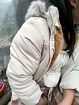 Tiyir597 online show from December 2025 09:37:02 AM