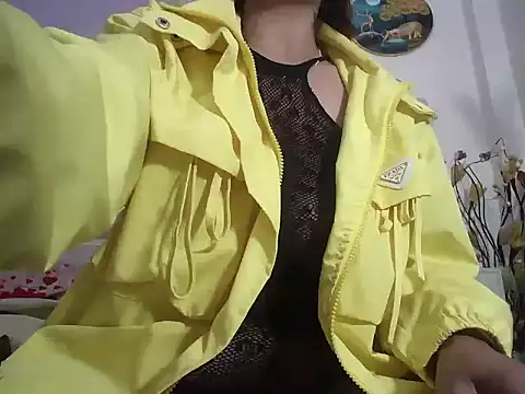 lyly asian online show from November 2025 10:42:01 PM