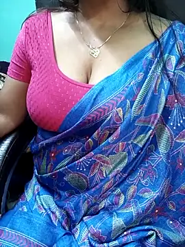 Snapshot of Bhanu-Sharma chatting on December 2025 02:55:01 PM Bhanu-Sharma online show from December 2025 02:55:01 PM
