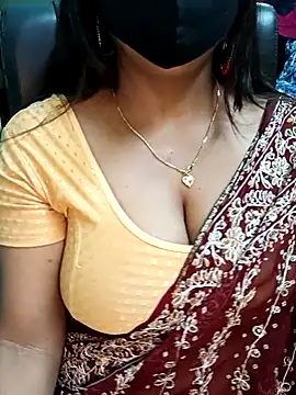 Snapshot of Bhanu-Sharma chatting on November 2025 04:16:01 AM Bhanu-Sharma online show from November 2025 04:16:01 AM