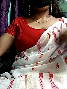 Snapshot of Bhanu-Sharma chatting on October 2025 03:28:02 AM Bhanu-Sharma online show from October 2025 03:28:02 AM