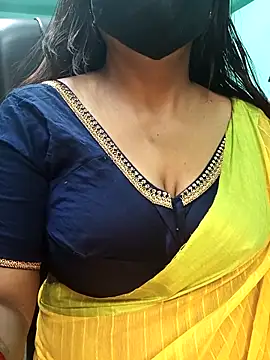 Snapshot of Bhanu-Sharma chatting on February 2026 05:06:01 AM Bhanu-Sharma online show from February 2026 05:06:01 AM