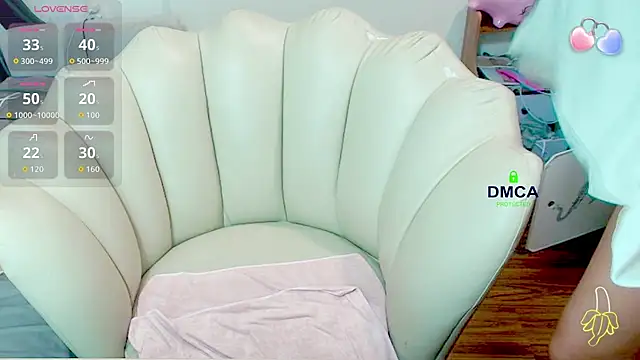 Snapshot of Rose_Rosemary chatting on July 2026 01:17:02 AM Rose Rosemary online show from July 2026 01:17:02 AM