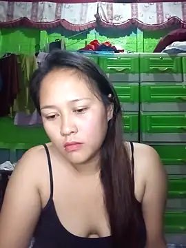 Snapshot of pretty_me092121 chatting on December 2025 04:56:01 PM pretty me092121 online show from December 2025 04:56:01 PM