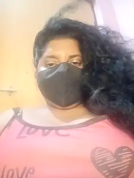 Jessi 25 online show from April 2026 07:07:01 PM