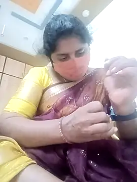 Jessi 25 online show from November 2025 06:19:02 PM