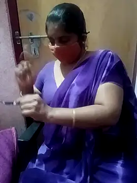 Jessi 25 online show from December 2025 05:25:01 PM