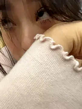 xiao-mo520 online show from November 2025 11:22:02 AM