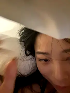 xiao-mo520 online show from September 2025 11:42:01 AM