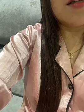 xiao-mo520 online show from September 2025 11:37:02 AM