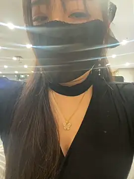 xiao-mo520 online show from November 2025 11:14:02 AM