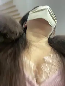 xiao-mo520 online show from December 2025 12:43:02 PM