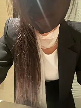 xiao-mo520 online show from November 2025 02:51:01 PM