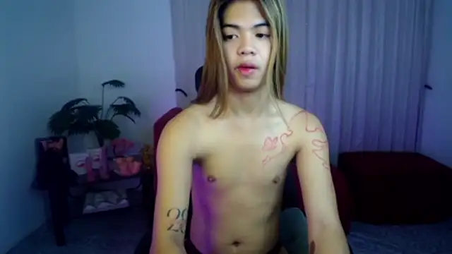 Snapshot of xAsianHotCum69x chatting on April 2026 04:30:01 AM xAsianHotCum69x online show from April 2026 04:30:01 AM