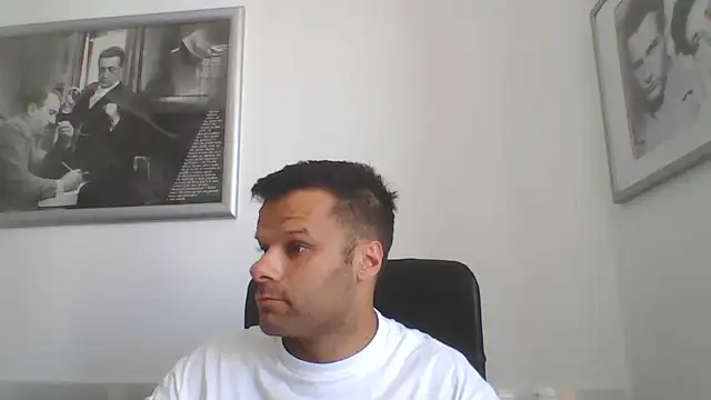 Snapshot of FROCETTO93 chatting on July 2026 11:17:01 AM FROCETTO93 online show from July 2026 11:17:01 AM
