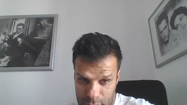 Snapshot of FROCETTO93 chatting on June 2026 07:53:01 AM FROCETTO93 online show from June 2026 07:53:01 AM