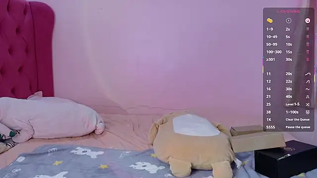 Serenaa rabbit online show from September 2025 10:58:01 AM