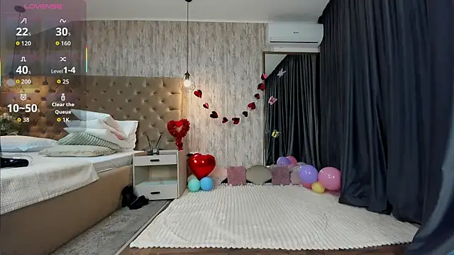 Maya Collins  online show from March 2026 07:50:02 PM