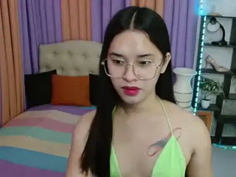 SeductiveAppleTS online show from November 2025 05:24:01 PM