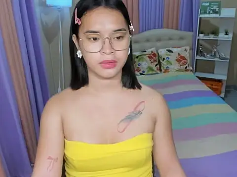 SeductiveAppleTS online show from May 2026 05:36:02 AM