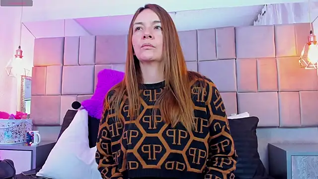 antoneella jones online show from December 2025 01:24:02 PM