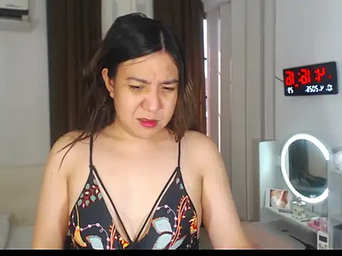 stellahugeX online show from April 2026 08:21:02 AM