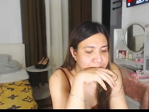 stellahugeX online show from April 2026 12:30:01 PM