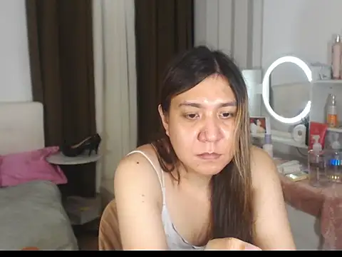 Snapshot of stellahugeX chatting on February 2026 05:45:02 PM stellahugeX online show from February 2026 05:45:02 PM