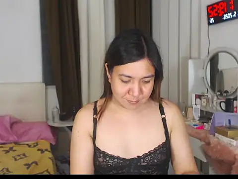 Snapshot of stellahugeX chatting on May 2026 05:20:02 PM stellahugeX online show from May 2026 05:20:02 PM