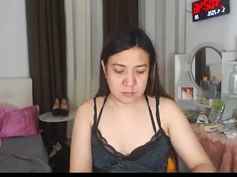 stellahugeX online show from April 2026 08:04:01 PM