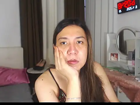 stellahugeX online show from April 2026 10:11:01 PM