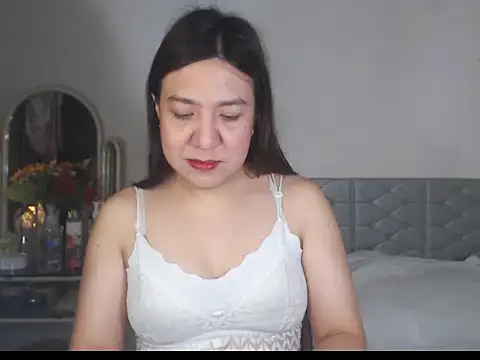 Snapshot of stellahugeX chatting on January 2026 04:47:01 PM stellahugeX online show from January 2026 04:47:01 PM