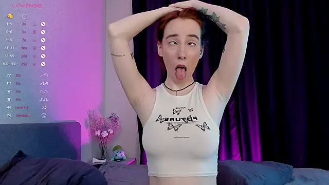 Honeyfern online show from October 2025 11:16:01 PM